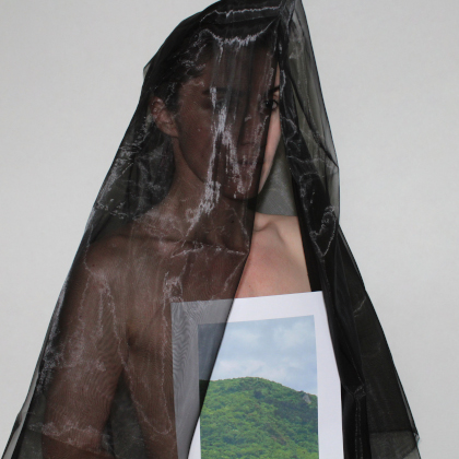 https://www.abuzzsupreme.it/wp-content/uploads/2025/11/Nicol-Avanziamo-la-notte-cover.jpg
