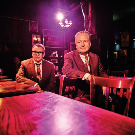 https://www.abuzzsupreme.it/wp-content/uploads/2026/03/Squeeze-2025-promo-foto-di-Dean-Chalkley.png